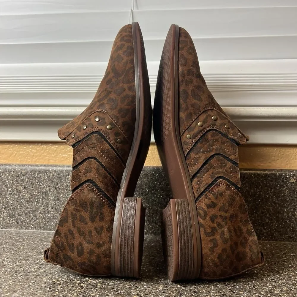 Clarks Collection Womens 11 M Leopard Suede Comfort Casual Slip On Low Heel Shoe